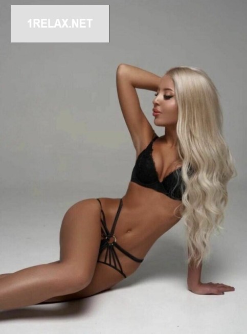   ,  Barbie  1
