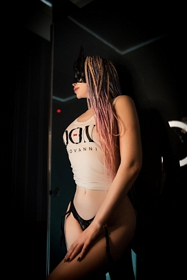 Девушка массажистка Катя, салон Дон Джованни