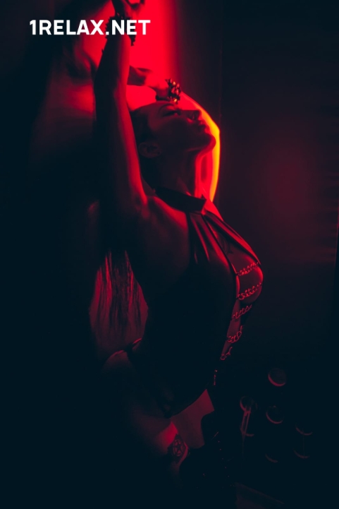 Девушка массажистка Елена , салон Елена ЧМ фото №3