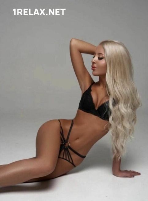   ,  Barbie  1