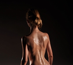 Девушка массажистка Амина, салон Инь-Янь